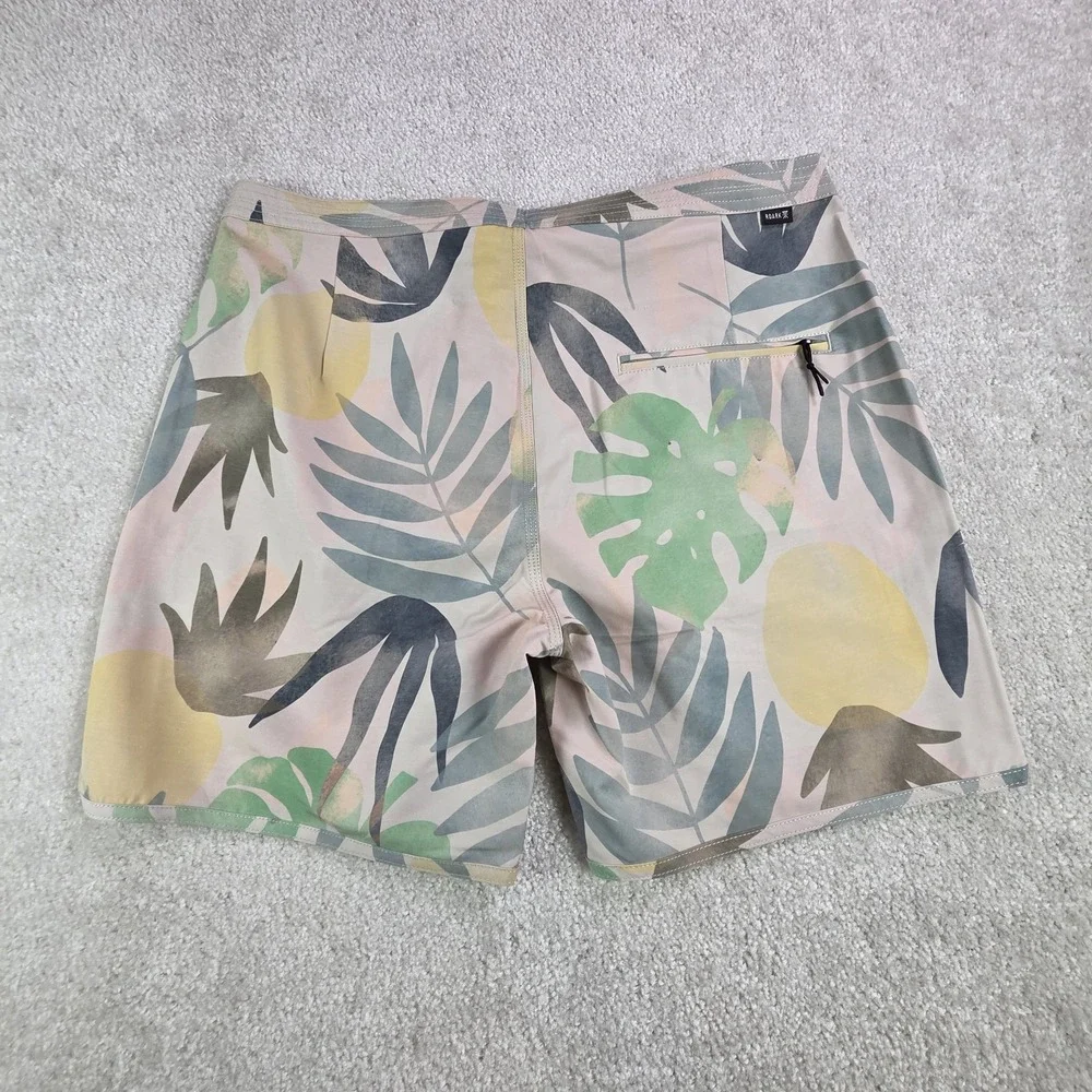 NWT Roark The Chiller Boardshorts Mens‎ Size 34 Pink Tropical Beach Cruise